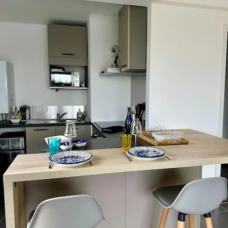 Vue Mer, Et Centre A Pied Apartment Concarneau