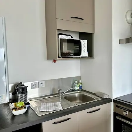 Vue Mer, Et Centre A Pied Apartment