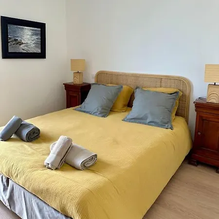 Apartment Vue Mer, Et Centre A Pied